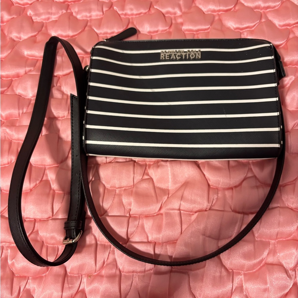 Kenneth Cole Reaction Striped Crossbody Bag - Black and White